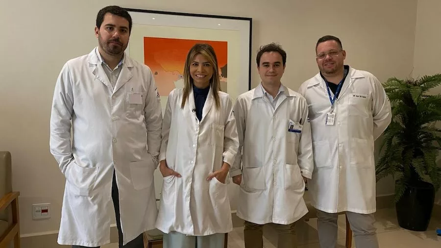 Dr. Fernando Rodrigues da Silva, Dra. Laís Sisconetto, Dr. Lucas Caetano Dias Lourenço e o Dr. Isaac Ferrari Del Favero