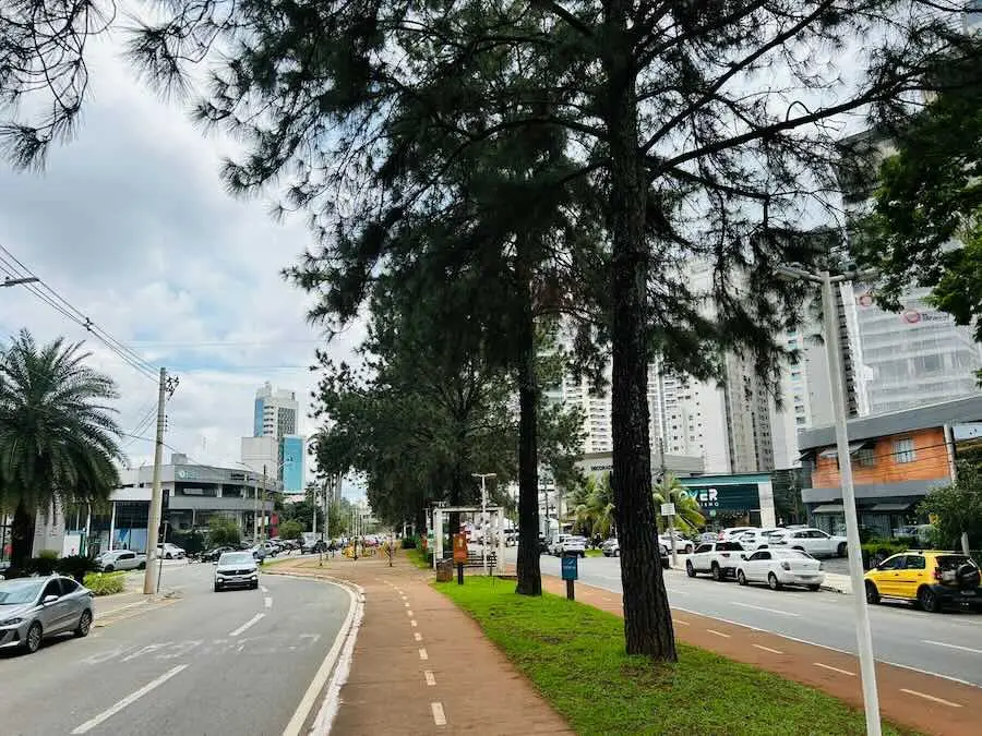 Ageu MacedoImagem da Alameda Ricardo Paranhos