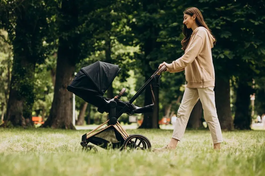 posicao correta bebe em carrinhos e cadeirinhas