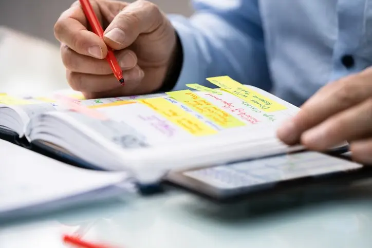 Calendário Cronograma Plano Em Papel