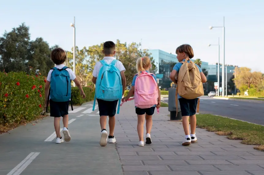 Volta às aulas: sete dicas de como cuidar dos uniformes escolares